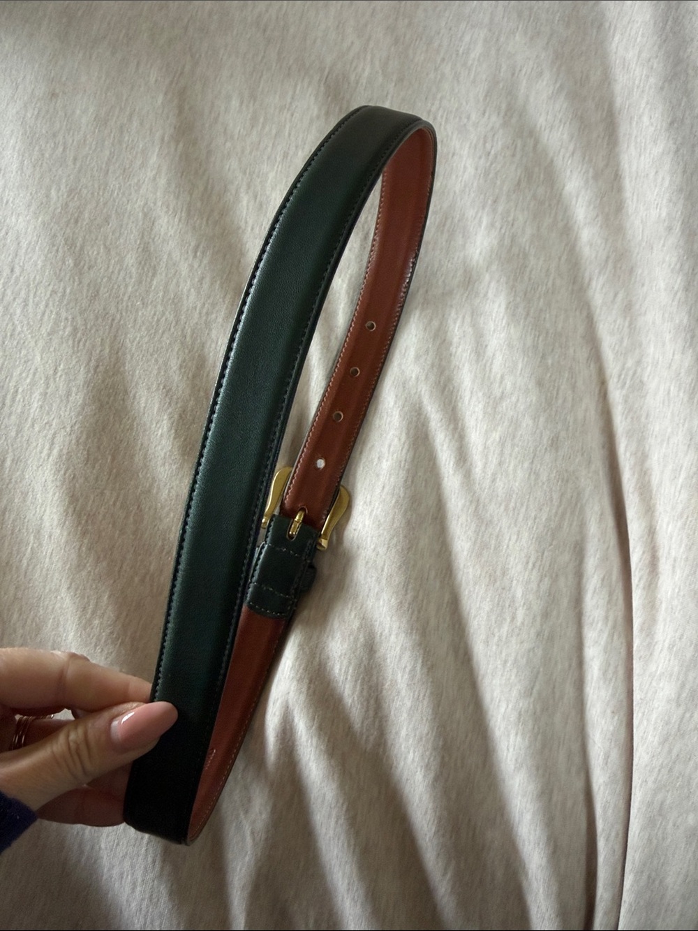Vintage COACH women’s Green Leather Belt with Gold Brass Buckle - Picture 4 of 5